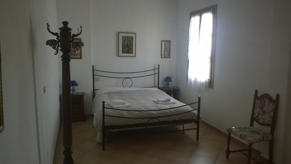 Вилла Agriturismo Il Cavallone Монтелупо-Фьорентино Номер фото